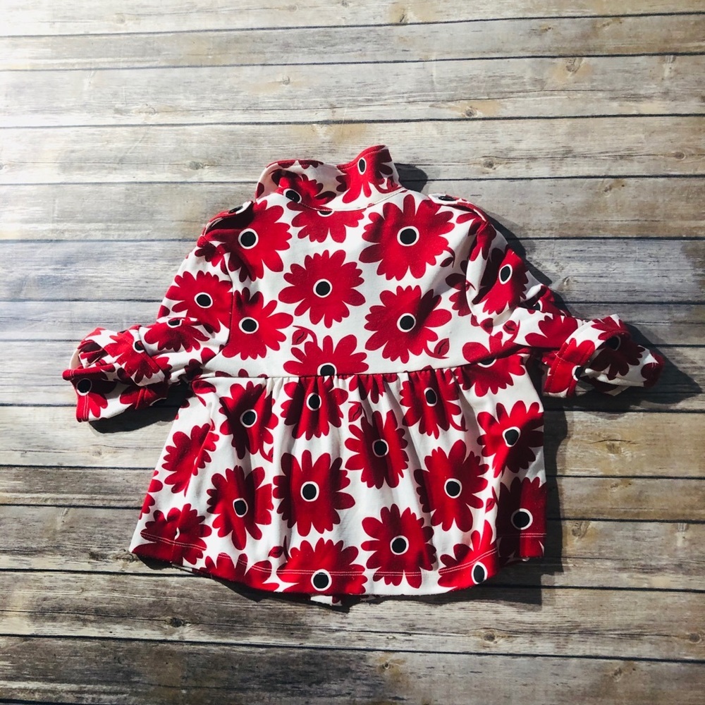 Girls cute red, black and white jacket! Si… - Picture 6 of 7